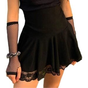 Jupe en dentelle noire Y2K