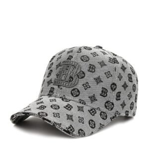 Chapeaux de lettres brodés Y2K