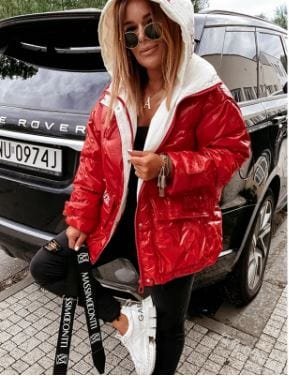 Veste matelassée brillante à capuche Y2K